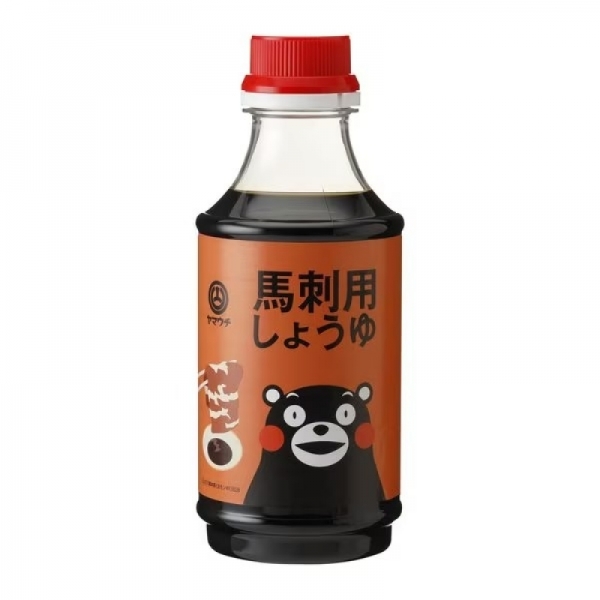 재팬홀릭의,야마우치혼텐 쿠마몬 말고기 회 간장 300ml 사진입니다.